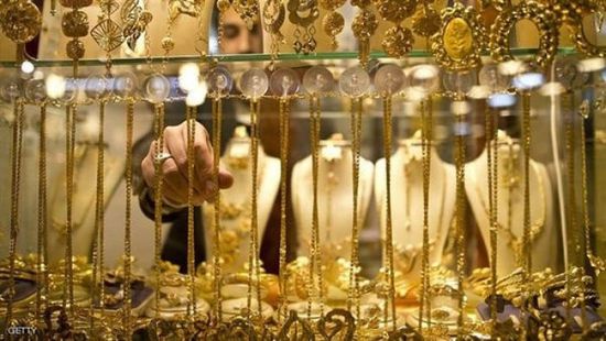 الذهب يقفز 8 جنيهات في سعر الجرام بالسوق المصرية