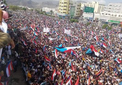 خلال مليونية عدن.. نشطاء جنوبيون: نأمل في خطوات جديدة تضمن للشعب حقوقه  