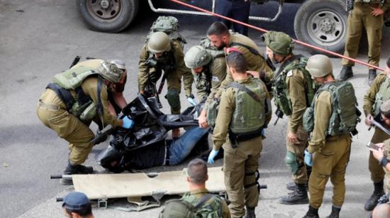 إثر عملية طعن.. مقتل فلسطينيين اثنين برصاص الجيش الإسرائيلي 