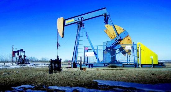 النفط يهبط لـ58 دولار للبرميل بفعل زيادة المخزون الأمريكي