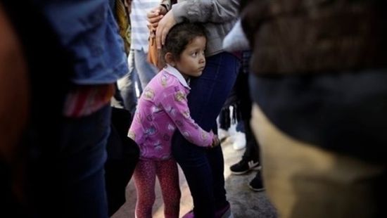 محكمة أمريكية تؤيد حق الأطفال المهاجرين في "معجون أسنان" والداخلية والعدل تعترضان
