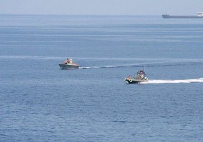  روسيا: قراصنة يختطفون 8 من أفراد سفينة شحن بينهم 3 روس بميناء بالكاميرون