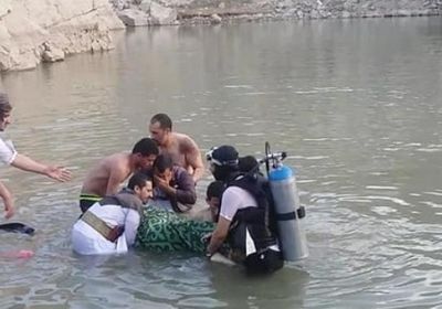 بعد محاولتها إنقاذ أشقائها الصغار.. وفاة فتاة غرقا في سد مأرب 