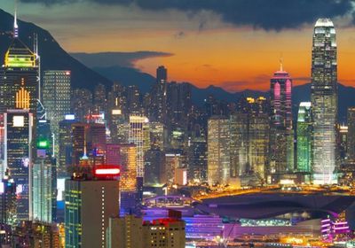هونغ كونغ البوابة الاقتصادية الرئيسية لبكين على العالم