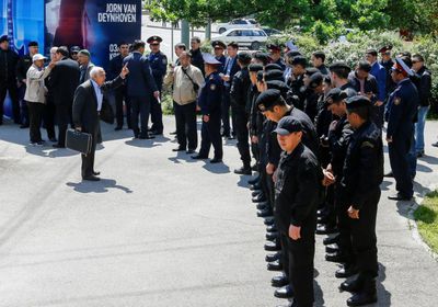 كازاخستان تطلق سراح ناشط حقوقي محتجزًا بتهمة معارضة الصين