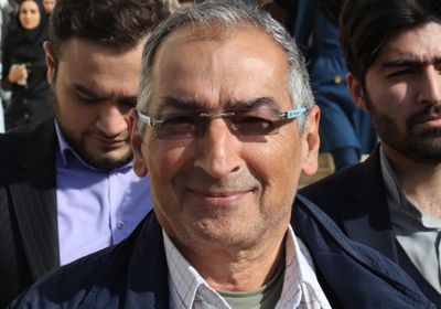 السجن لأستاذ جامعي إيراني انتقد تعيين رجال الدين برواتب ضخمة