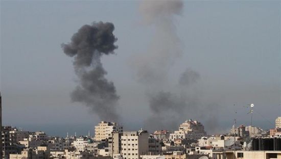 إسرائيل تشن غارات جوية على مناطق متفرقة بغزة