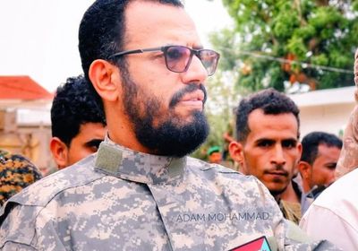 بن بريك: الحياة عادت إلى طبيعتها في عدن بتحرير المعسكرات من الإرهاب