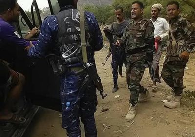 رصاص مليشيا الإخوان يقتل ويصيب عددًا من النازحين في البيرين بتعز