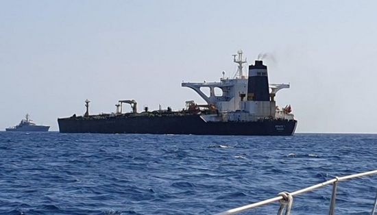 ناقلة النفط الإيرانية "أدريان داريا" تُغيّر وجهتها إلى كالاماتا اليونانية