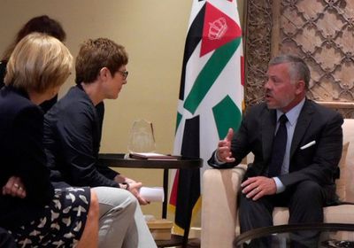تفاصيل لقاء العاهل الأردني ووزيرة الدفاع الألمانية