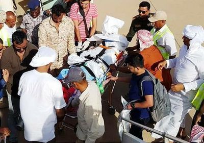 في لفتة إنسانية..نقل مريض في حالة حرجة من أبناء سقطرى للعلاج بالإمارات