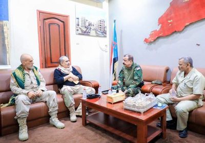 رئيس الجمعية الوطنية يجتمع مع قيادات اللواء 31 مشاة..تفاصيل