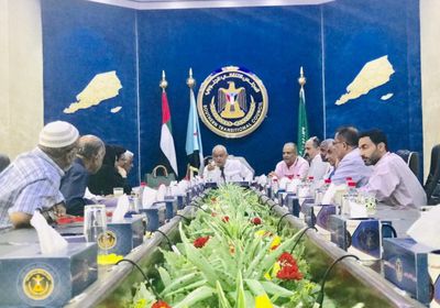 اجتماعات بين هيئة رئاسة الانتقالي وقيادات المرافق بعدن