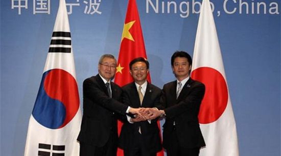 كوريا الجنوبية واليابان تتفقان على ضرورة حل خلافًات من وقت الحرب