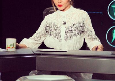 رزان مغربي تحتفل بعيد السيدة العذراء بآية من القرآن