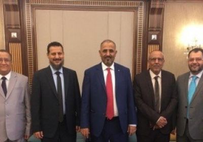 العرب اللندنية: انفتاح المجلس الانتقالي على الحوار يضيف هزيمة سياسية لحكومة هادي