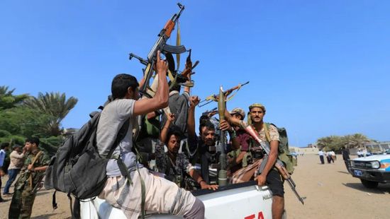مليشيات الحوثي تحرق مواطنا في التحيتا