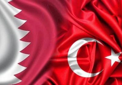 سياسي سعودي: تركيا تريد ترسيخ الاستعمار العثماني في قطر!