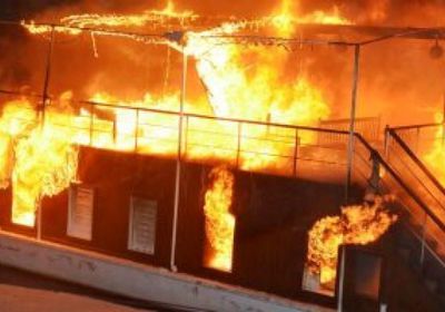 وكالة البحث الإندونيسية: لازلنا نبحث عن 30 شخص مفقودين إثر حريق مركب