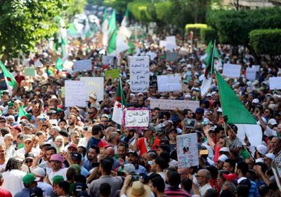 للجمعة الـ27.. الجزائريون يتظاهرون للمطالبة برحيل بقايا النظام السابق