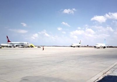 استئناف الرحلات بمطار معيتيقة الليبي بعد غلقه لساعات