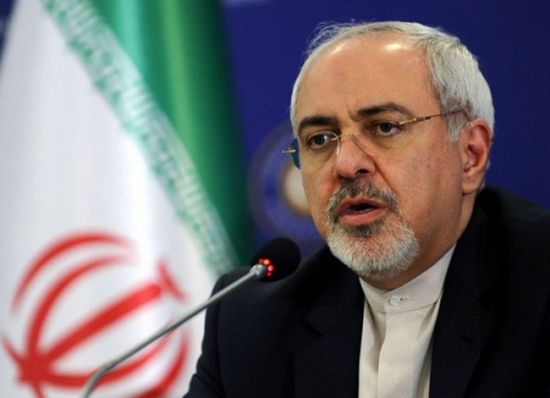 هبوط طائرة حكومية إيرانية يستعلمها وزير الخارجية الإيراني في بياريتز