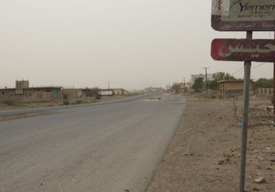 قصف حوثي على مواقع القوات المشتركة في حيس