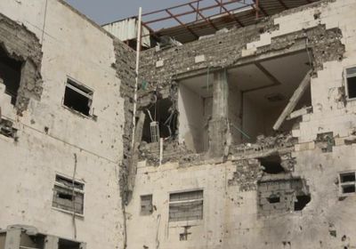 مليشيات الحوثي تقصف مستشفى 22 مايو في الحديدة