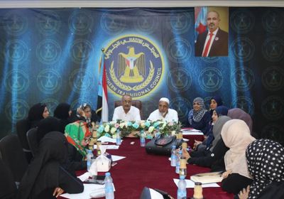 مساعد الأمين العام لرئاسة الانتقالي: المرأة الجنوبية نصف المجتمع 