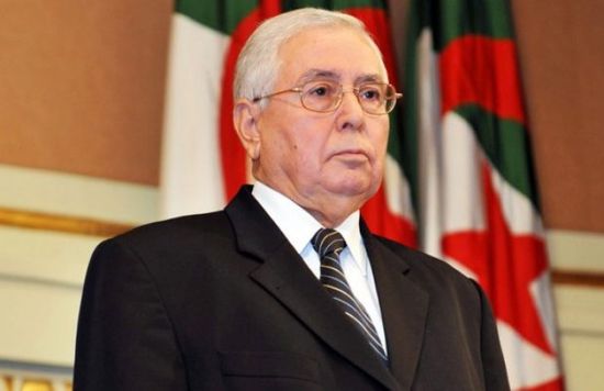 الرئيس الجزائري المؤقت يكلف وزير الاتصال يتولي منصب "الثقافة"