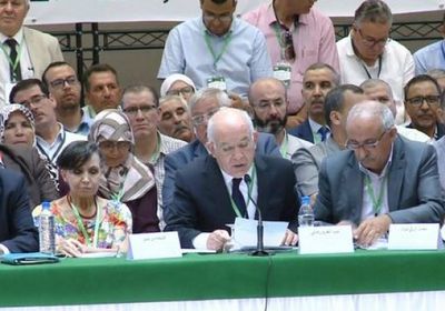 الجزائر.. هيئة الحوار الوطني تلتقي وفدًا من الحراك الشعبي
