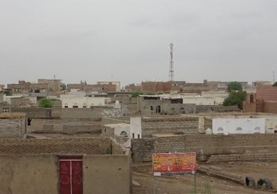 مليشيات الحوثي تجدد قصفها على مواقع القوات المشتركة في التحيتا