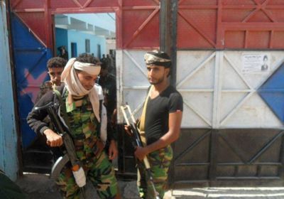 أمن الحوطة بلحج يكشف نتائج حملة منع حمل السلاح  