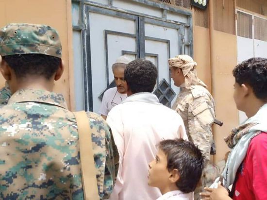 الحزم الأمني يدشن حملة التوعية لمنع حمل السلاح في  أبين (صور) 