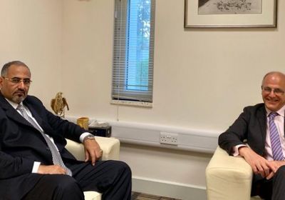 السفير البريطاني باليمن يلتقي القائد الزبيدي في أبوظبي