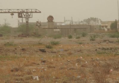 قصف حوثي مكثف على مواقع القوات المشتركة في حيس بالحديدة