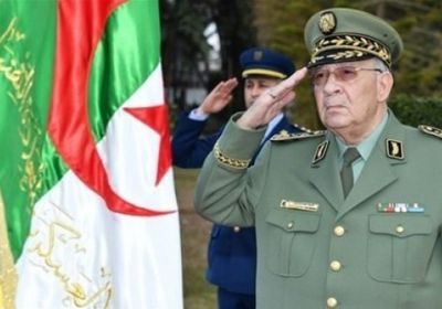 الجيش الجزائري يتوعد بإفشال المخططات الخبيثة التي تنال من وحدة بلاده