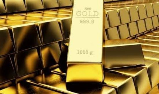 الذهب يرتفع 1 % بفعل مخاوف الركود العالمي