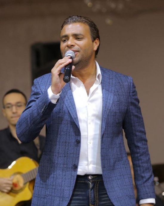 رامي صبري ينشر صور تجهيزات حفله الليلة بالساحل الشمالي