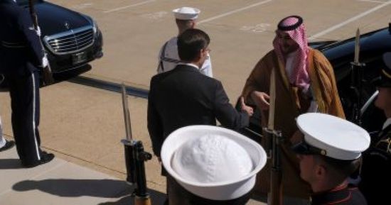 الأمير خالد بن سلمان يلتقي وزير الدفاع الأمريكي في واشنطن