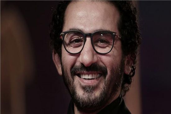 بالفيديو.. أحمد حلمي يكشف عن كواليس فيلمه "خيال مآته"
