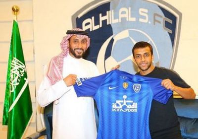 الهلال السعودي يجدد عقد "الشلهوب" موسمًا واحدًا ويضم لاعبًا كولومبيًا