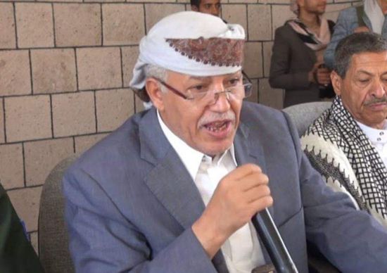 مليشيا الحوثي تتهم محافظهم في إب بالخيانة
