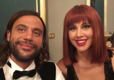 ياسمين رئيس بصحة محمد إمام من كواليس فيلم "لص بغداد"