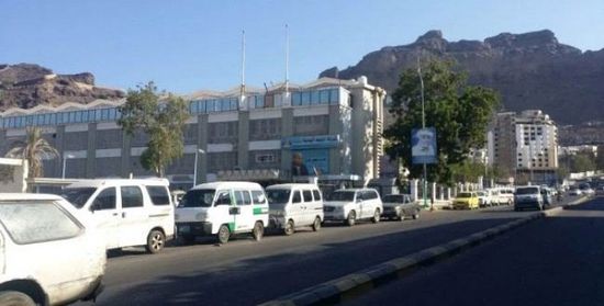 شركة النفط بعدن: وصول كميات جديدة من مادتي البنزين والديزل