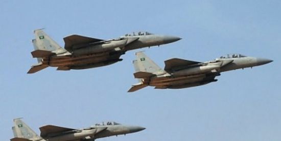 طيران التحالف يشن غارات جوية على مواقع الحوثيين في حجة