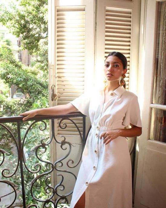 مي الغيطي بالأبيض في جلسة تصوير جديدة (صور)