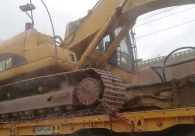 بتمويل إماراتي .. وصول دفعة أولى من معدات مشروع طريق حسي بردفان 