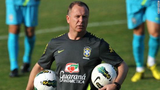 بالميراس البرازيلي يعلن تعاقده مع المدرب مانو مينيزيس